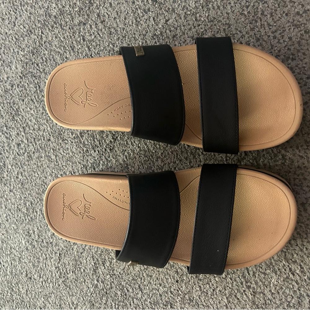 Reef EUC Black and Tan Slide horizon Sandals - Picture 2 of 7